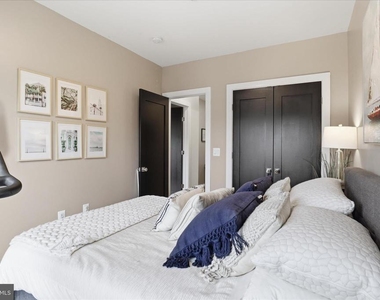 1222 Neal Street Ne - Photo Thumbnail 16