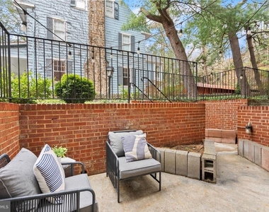 3039 Macomb Street Nw - Photo Thumbnail 16