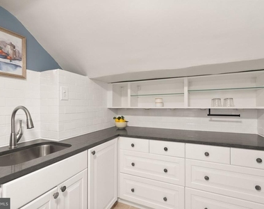 3039 Macomb Street Nw - Photo Thumbnail 10