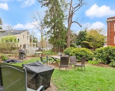 3039 Macomb Street Nw - Photo Thumbnail 27