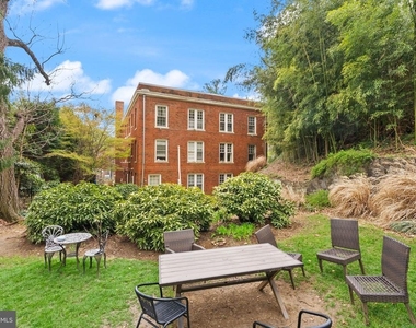 3039 Macomb Street Nw - Photo Thumbnail 24