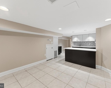 11 R Street Nw - Photo Thumbnail 36