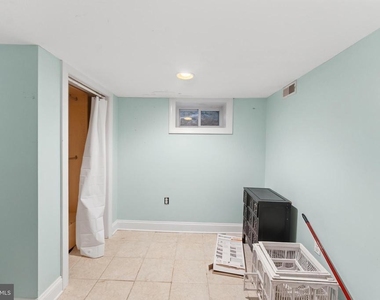 11 R Street Nw - Photo Thumbnail 43
