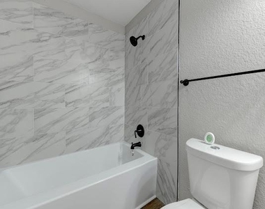 2321 Terrace Dr - Photo Thumbnail 6