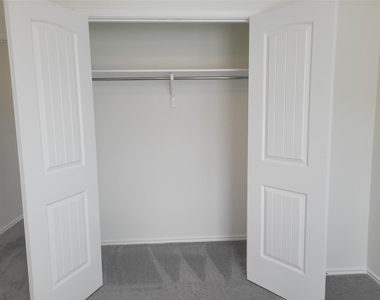 4465 Acerno St - Photo Thumbnail 19