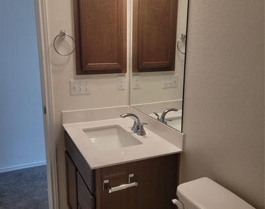 4465 Acerno St - Photo Thumbnail 15