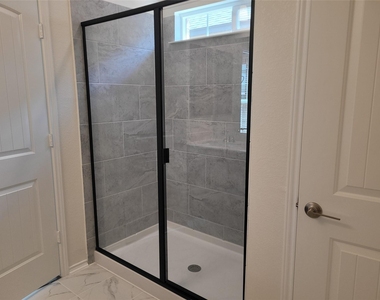4465 Acerno St - Photo Thumbnail 10