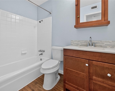 3425 Willowrun Dr - Photo Thumbnail 6