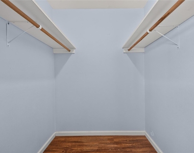 3425 Willowrun Dr - Photo Thumbnail 5