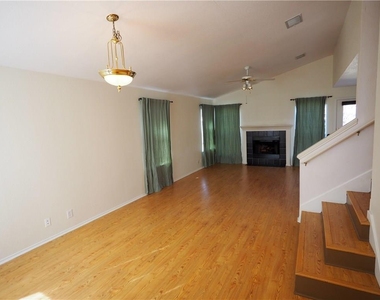 9602 Dalewood Dr - Photo Thumbnail 1
