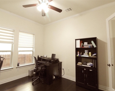 15100 Iveans Way - Photo Thumbnail 7