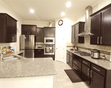 15100 Iveans Way - Photo Thumbnail 25