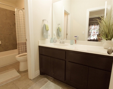 15100 Iveans Way - Photo Thumbnail 19