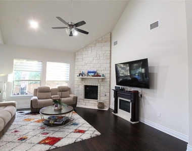 15100 Iveans Way - Photo Thumbnail 9