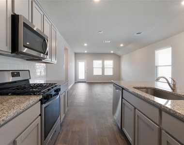 195 Coralbean Dr - Photo Thumbnail 8