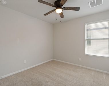 195 Coralbean Dr - Photo Thumbnail 12