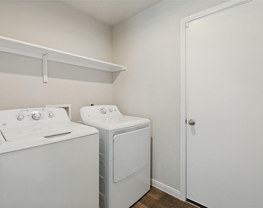 195 Coralbean Dr - Photo Thumbnail 10