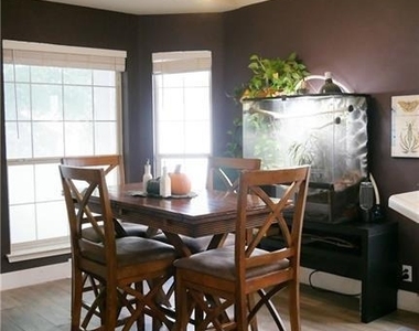 9103 Wellesley Dr - Photo Thumbnail 4