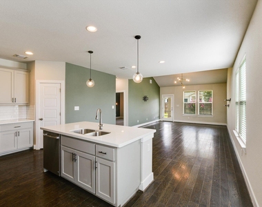 5826 Aviano Rd - Photo Thumbnail 5