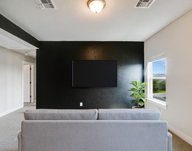 5826 Aviano Rd - Photo Thumbnail 11