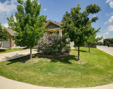 5826 Aviano Rd - Photo Thumbnail 1