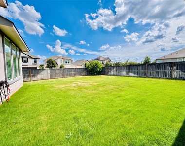 2605 Brushwood Mdw - Photo Thumbnail 23