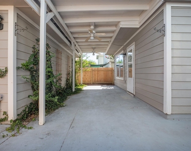 2208 Melissa Oaks Ln - Photo Thumbnail 21