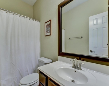 701 Rolling Brook Ln - Photo Thumbnail 20