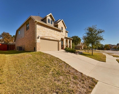 701 Rolling Brook Ln - Photo Thumbnail 1