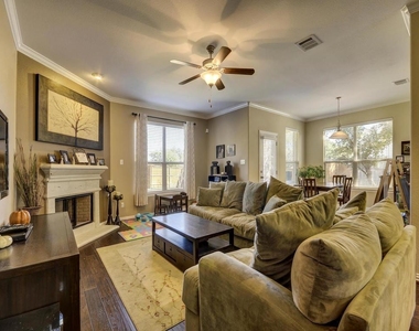 701 Rolling Brook Ln - Photo Thumbnail 5