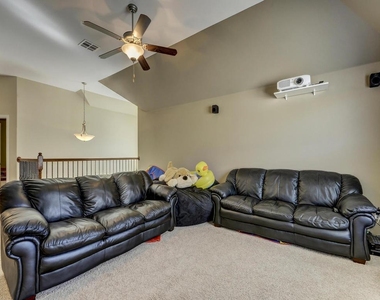701 Rolling Brook Ln - Photo Thumbnail 14