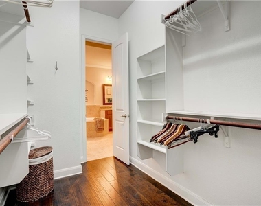12407 Altamira St - Photo Thumbnail 13