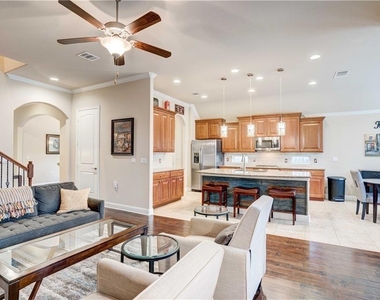 12407 Altamira St - Photo Thumbnail 23