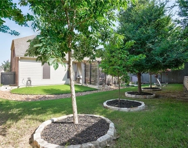 12407 Altamira St - Photo Thumbnail 4