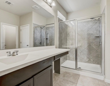 356 Quarry Ln - Photo Thumbnail 17