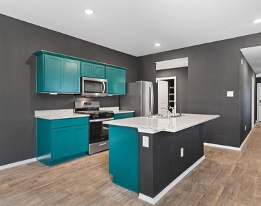 352 Sickle Loop - Photo Thumbnail 8