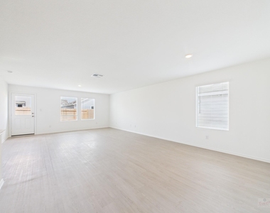 250 Twilight Breeze Way - Photo Thumbnail 13