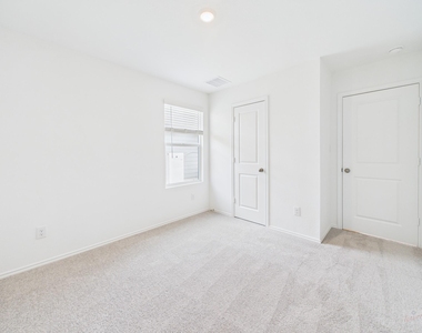 250 Twilight Breeze Way - Photo Thumbnail 20