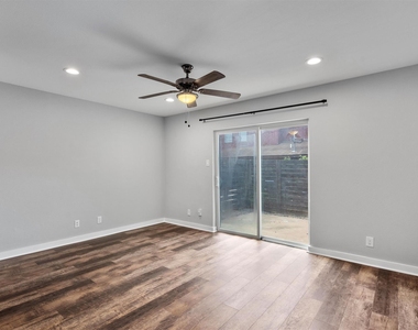 3810 Southway Dr - Photo Thumbnail 2