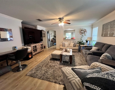 1905 Hawksbury Way - Photo Thumbnail 2