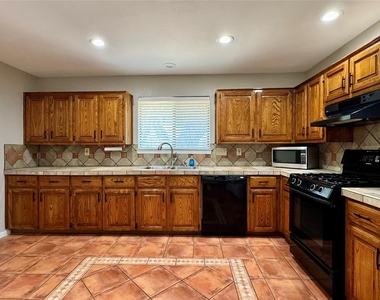 5837 Secrest Dr - Photo Thumbnail 6