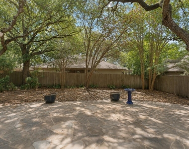 5837 Secrest Dr - Photo Thumbnail 16