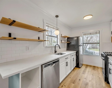 7004 Trendal Ln - Photo Thumbnail 7