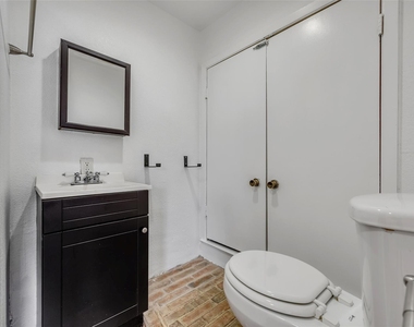 7004 Trendal Ln - Photo Thumbnail 17