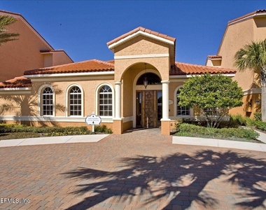 108 Laguna Villas Boulevard - Photo Thumbnail 11