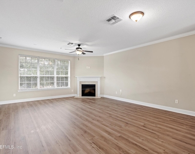 4368 Ellipse Drive - Photo Thumbnail 4
