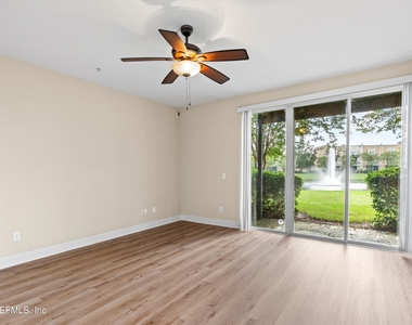 4368 Ellipse Drive - Photo Thumbnail 2