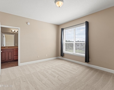 4368 Ellipse Drive - Photo Thumbnail 11