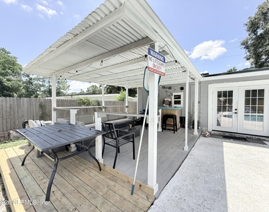 7431 Arble Drive - Photo Thumbnail 27