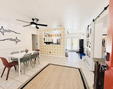 7431 Arble Drive - Photo Thumbnail 2